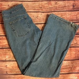 Sz 16 Medium Levi’s Stretch Low Rise Bootcut Jean